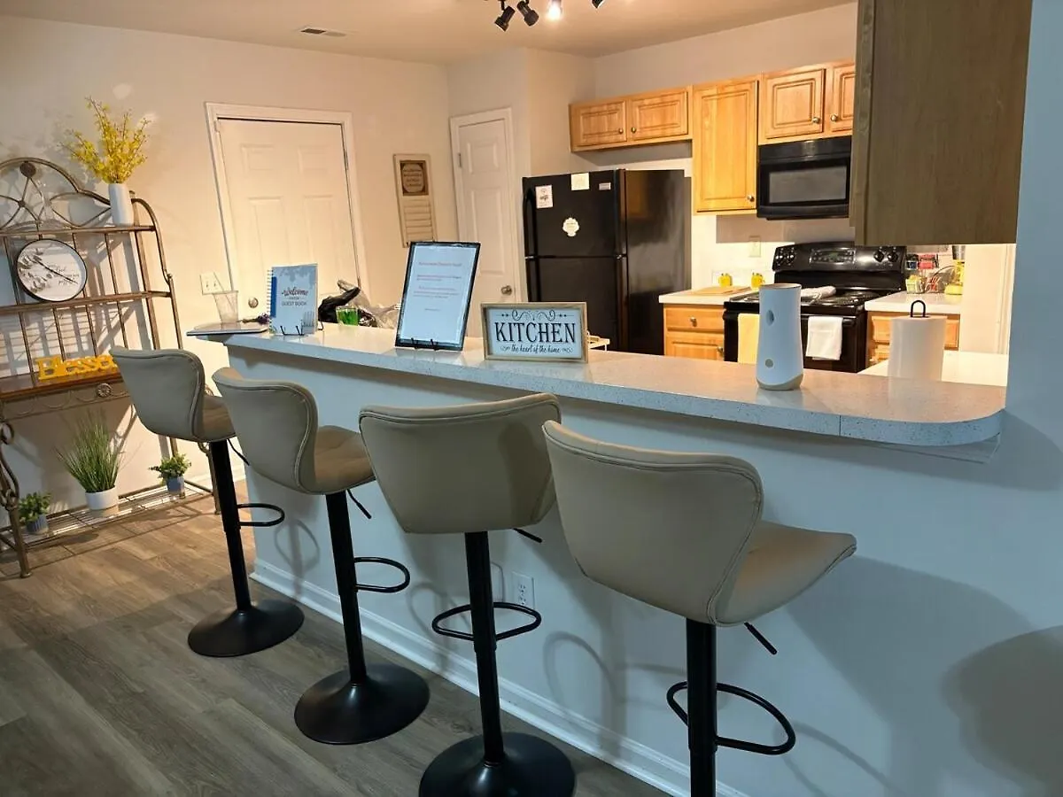 Welcome To Charlotte Nest! Holiday home